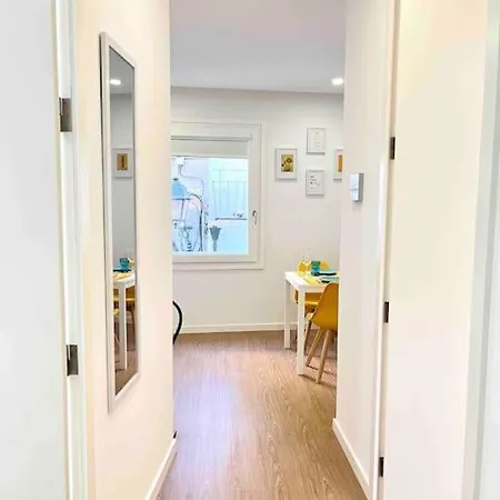 Domus Da Ria - Forum Apartament Aveiro